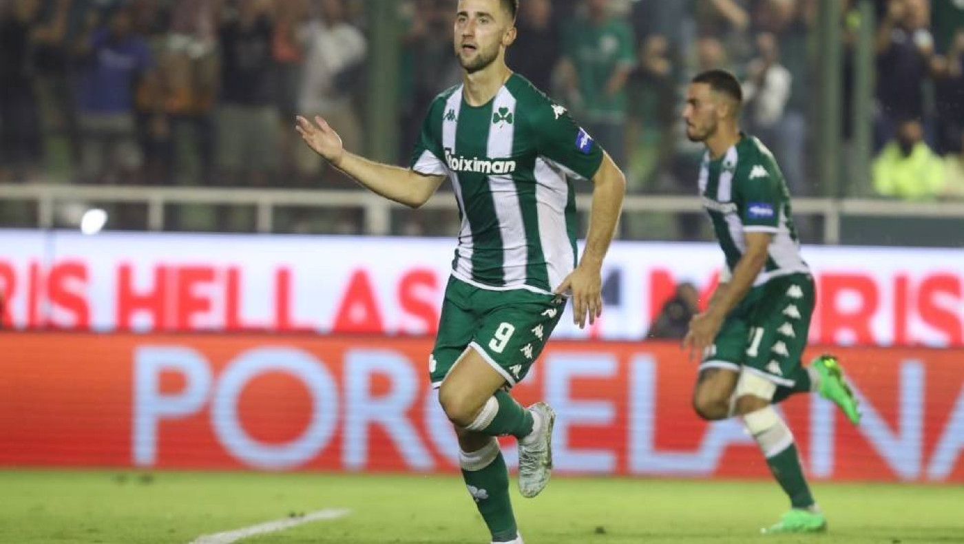 Τραγικό λάθος του Παπασταθόπουλου και 1-0 ο Παναθηναϊκός με Σπόραρ