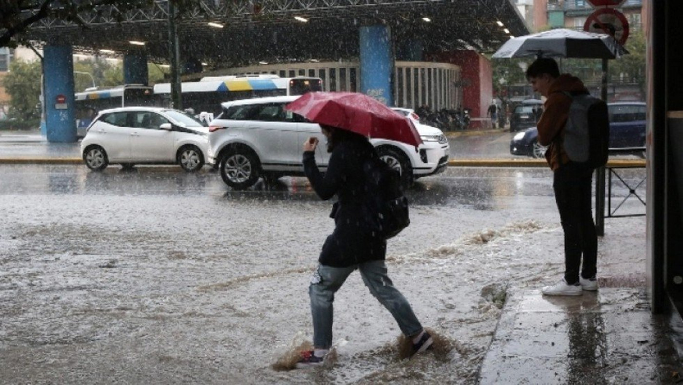 Καιρός: Έρχονται έντονες βροχές και καταιγίδες