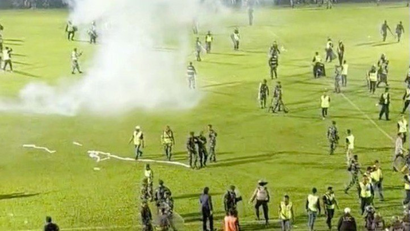 Ξεκίνησε η δίκη για την ποδοσφαιρική τραγωδία στη Μαλάνγκ της Ινδονησίας