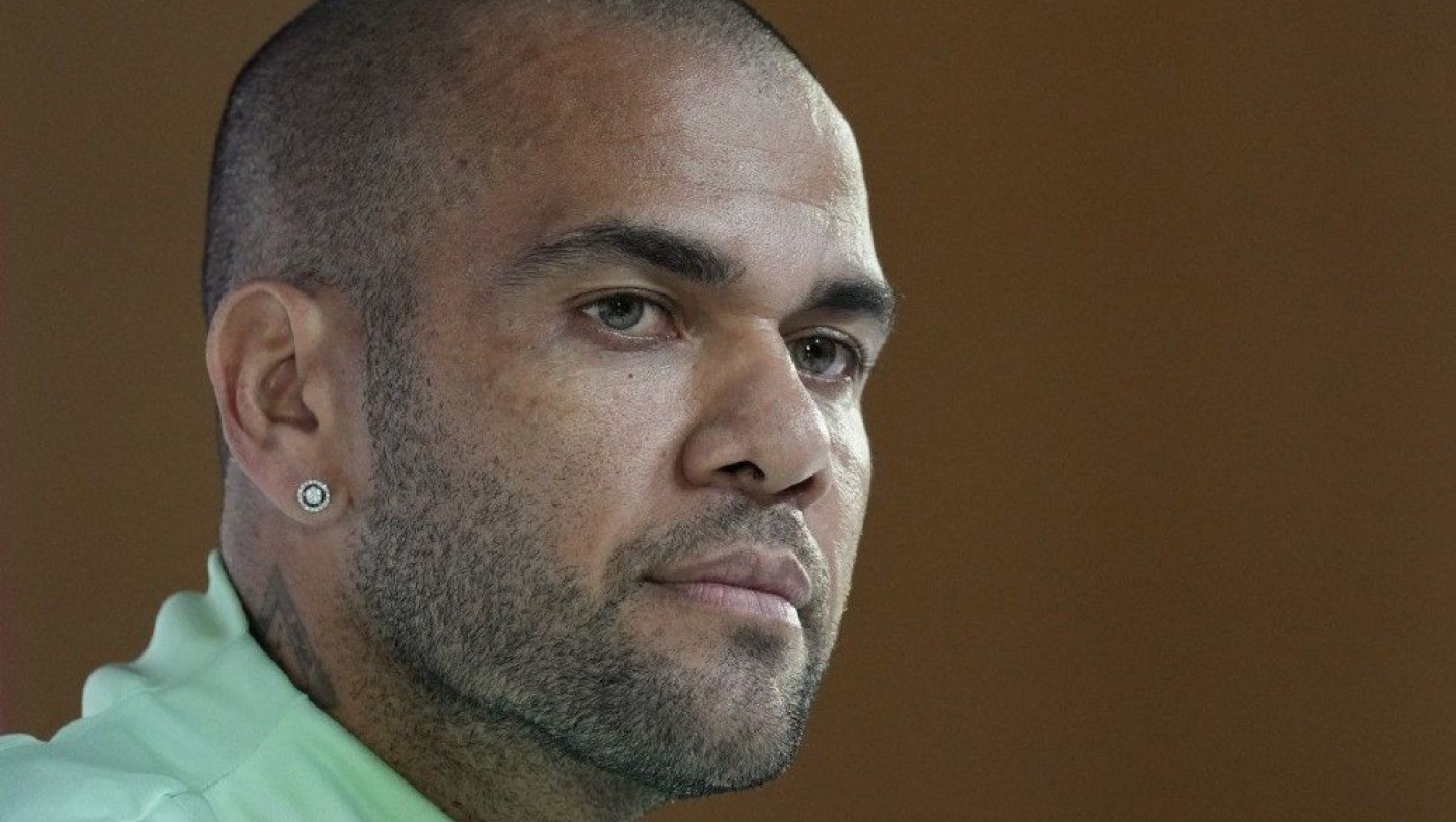 «Ο Ντάνι Άλβες παραδέχθηκε ότι υπήρξε ερωτική επαφή με την 23χρονη κοπέλα»