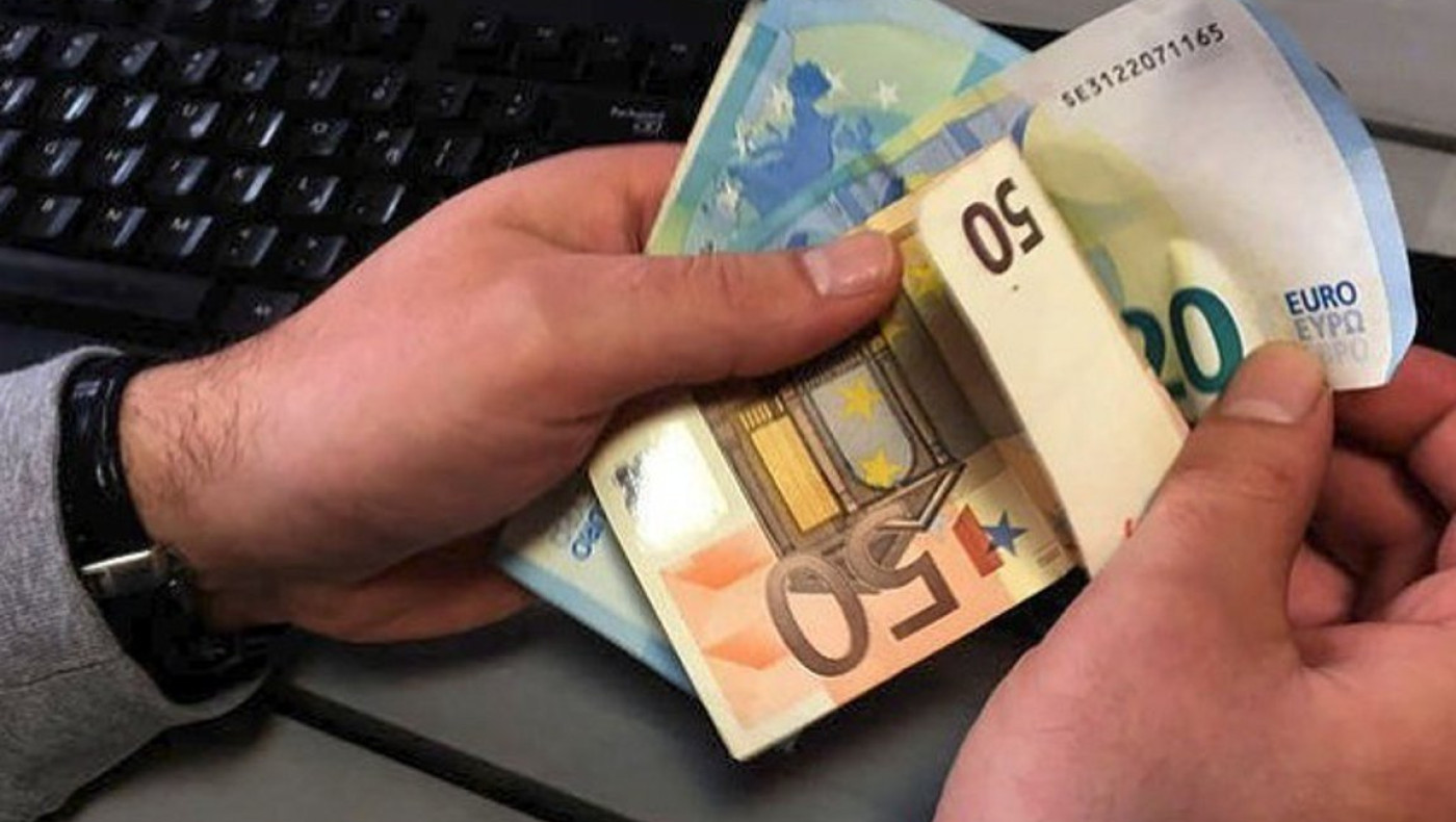 Κατώτατος μισθός: Δέκα επιδόματα που αυξάνονται από την 1η Απριλίου