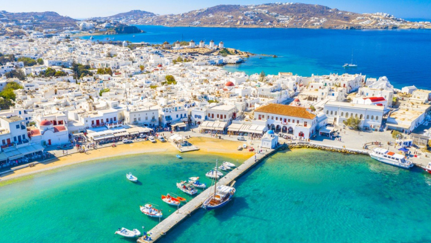 Μύκονος: Γέμισε με λύματα ο γιαλός στο παλιό λιμάνι