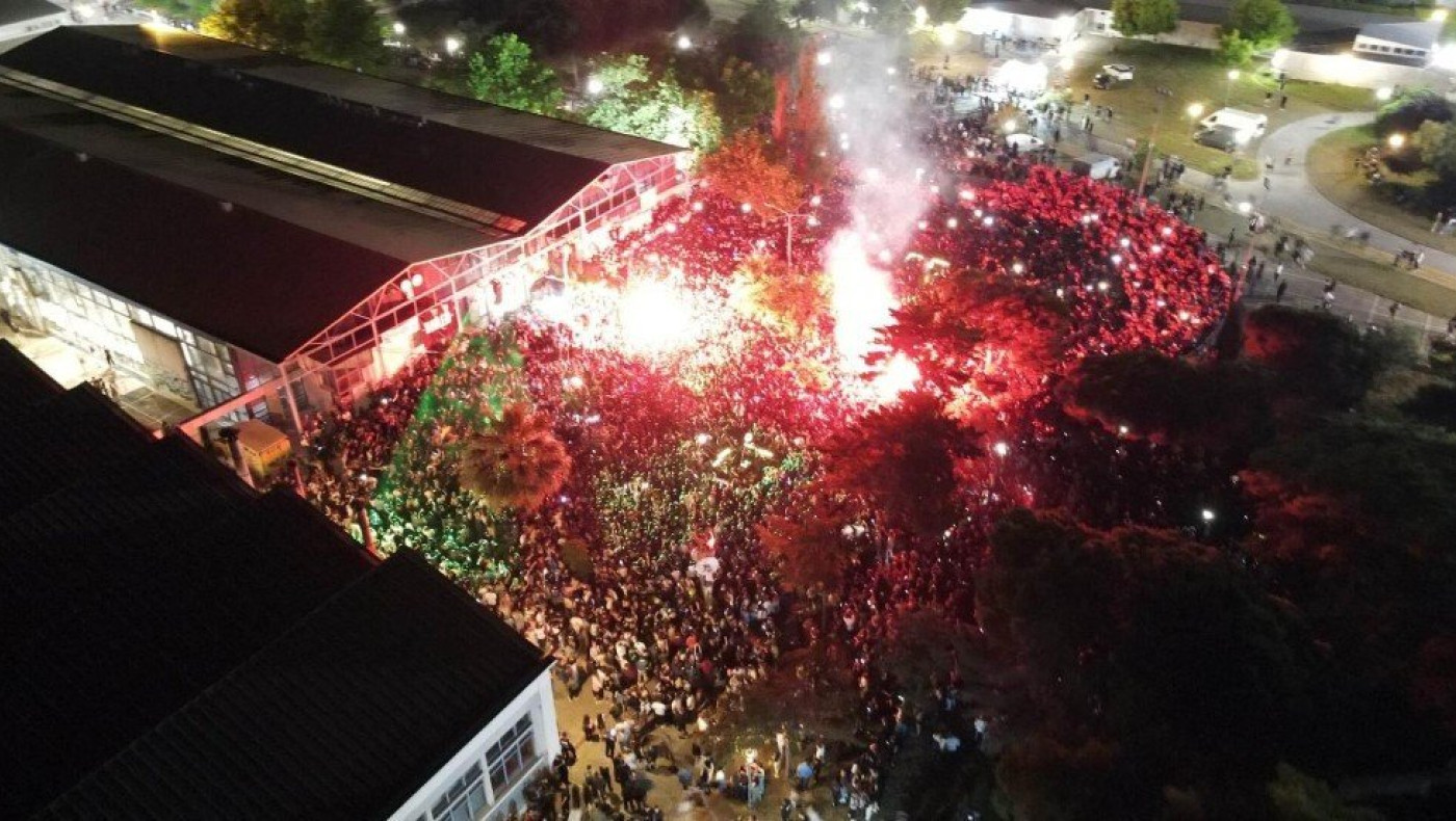 Βόλος: Πάρτι με 8.000 φοιτητές - Δεκάδες άτομα στο νοσοκομείο από αλκοόλ