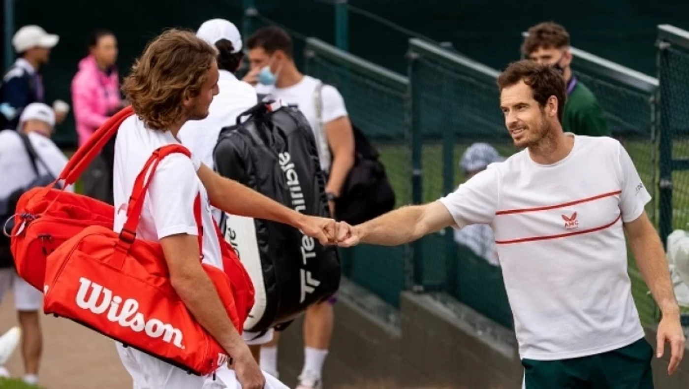 Wimbledon: Ολα τα βλέμματα στραμμένα στη μάχη του Τσιτσιπά με τον Μάρεϊ