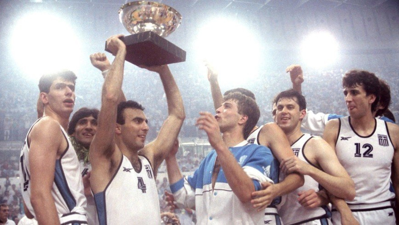 Η βράβευση του Νίκου Γκάλη