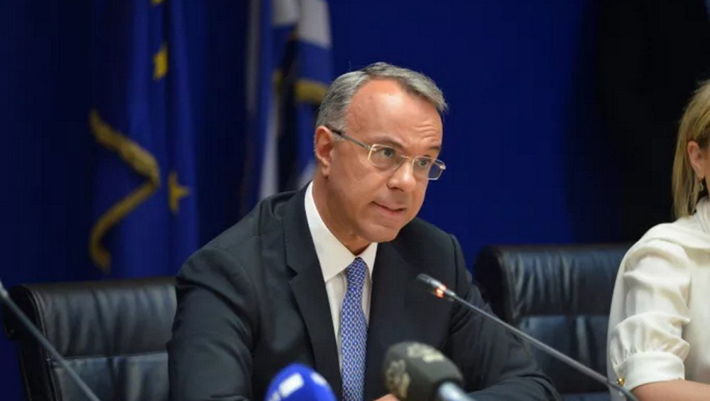 Σταϊκούρας: «1.300 νέα λεωφορεία σε Αθήνα και Θεσσαλονίκη»