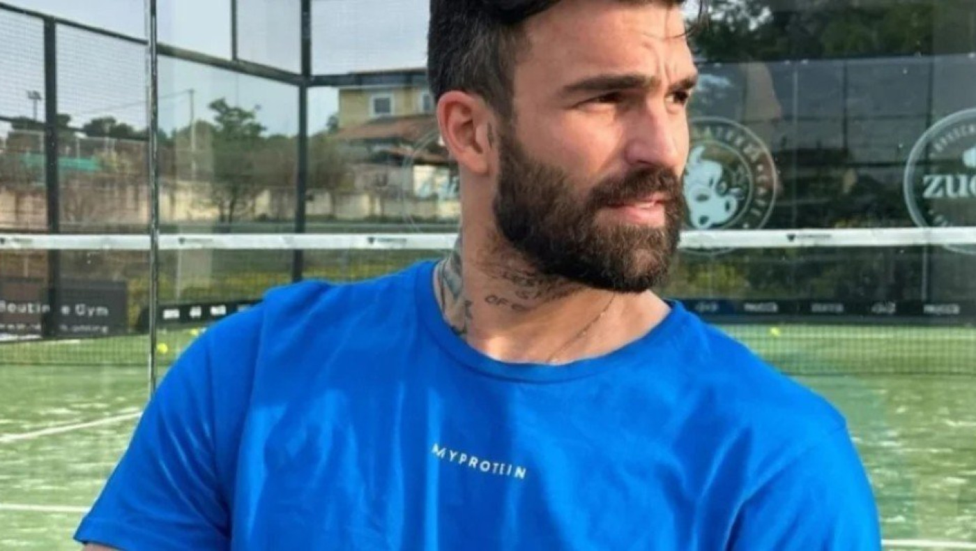 Στο τμήμα ο Δημήτρης Αλεξάνδρου, τσακώθηκε με δημοσιογράφο