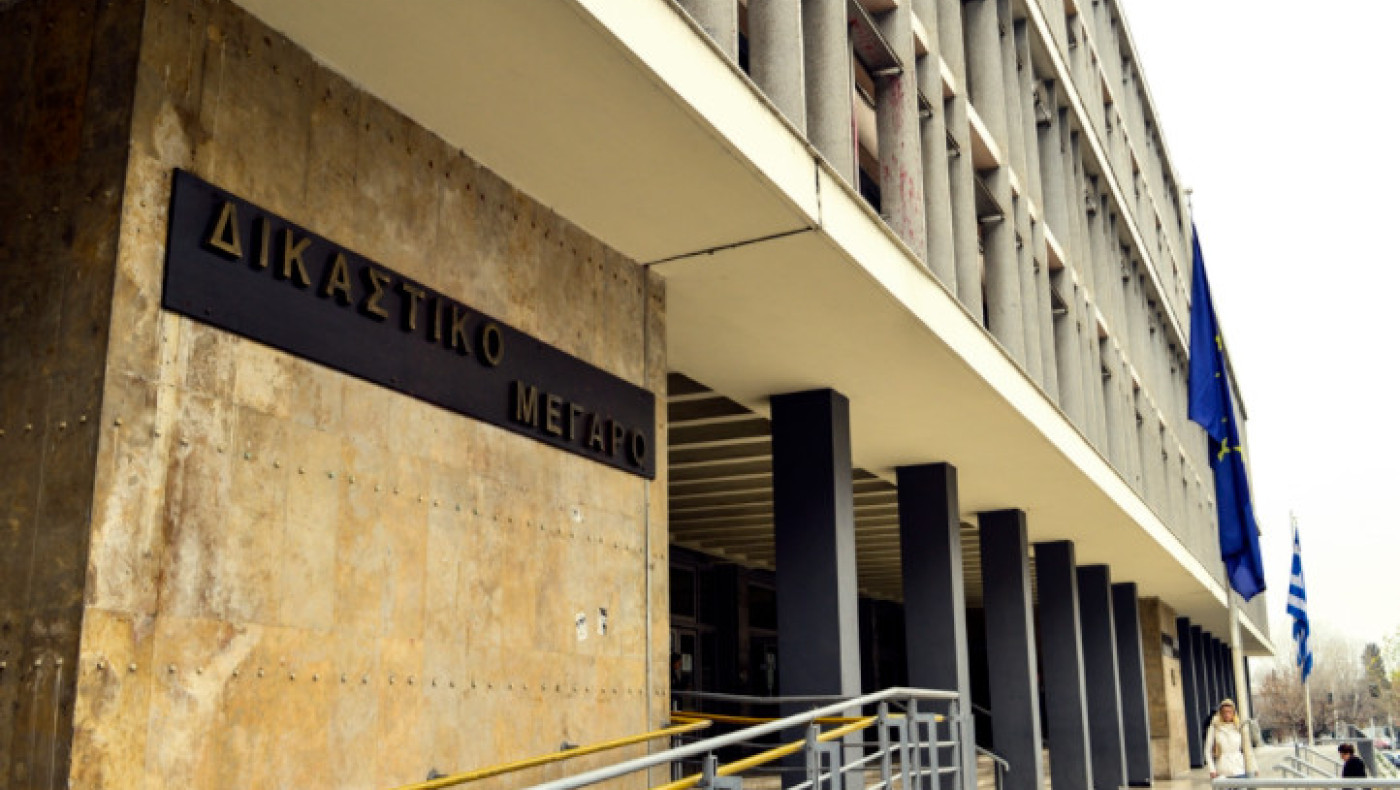 Θεσσαλονίκη: Στα δικαστήρια κατέληξαν οικογένειες Ρομά λόγω... του έρωτα των παιδιών τους