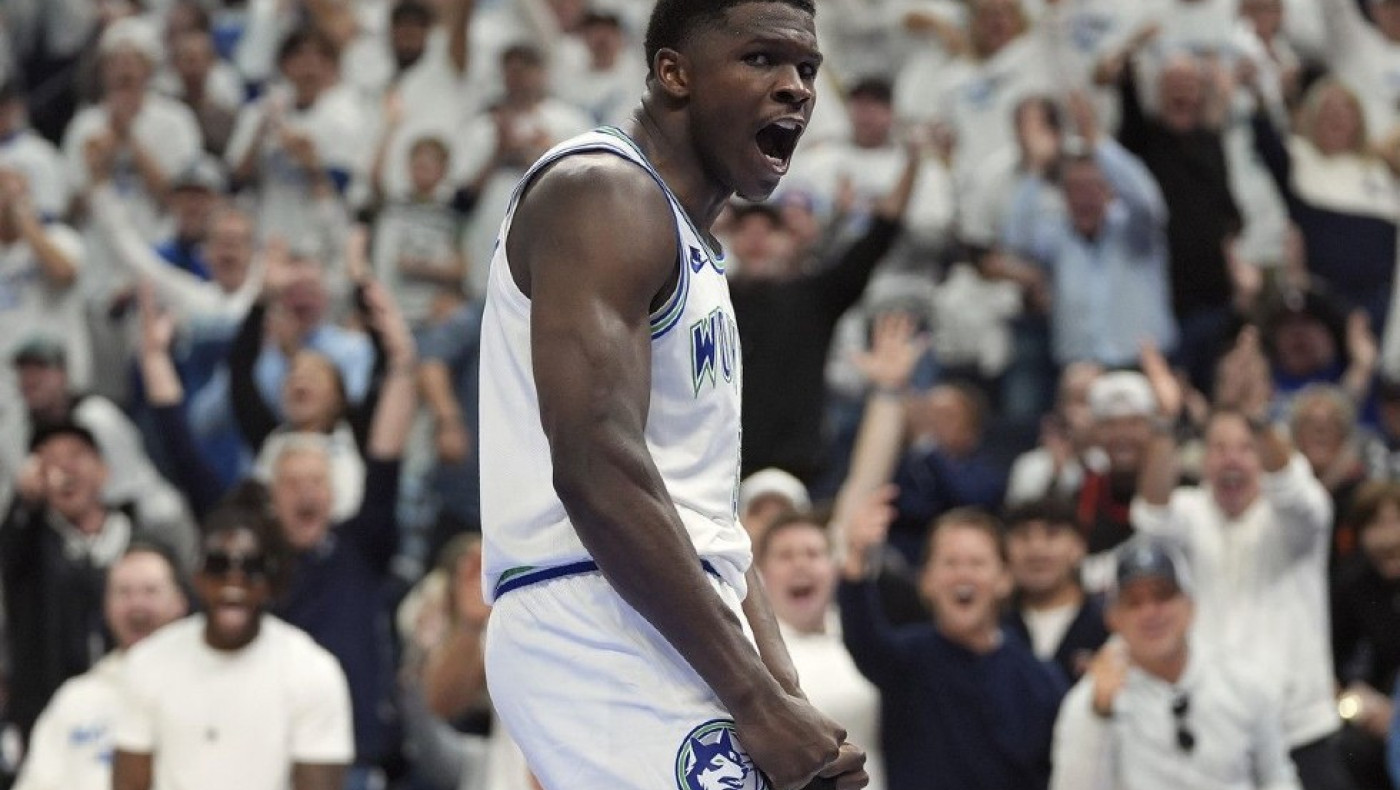 NBA: Εντυπωσιακός Μπράνσον, νίκη για Νικς - Σαρωτικοί Τίμπεργουλβς έκαναν το 2-0