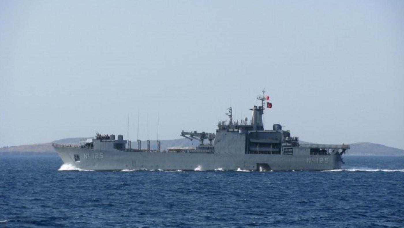 Oι Τούρκοι παραβίασαν και με αρματαγωγό τα χωρικά ύδατα