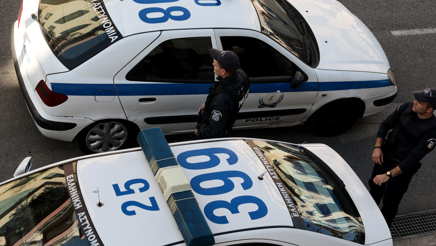 Βιασμός στη Σπάρτη: 79 φωτογραφίες της ανήλικης στο κινητό του πατέρα της