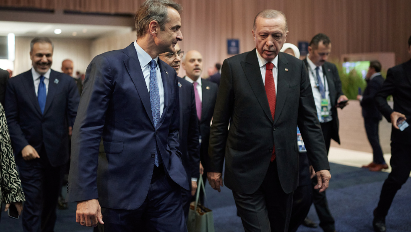 Σε «αναμμένα κάρβουνα» η συνάντηση Μητσοτάκη-Ερντογάν στην Αθήνα