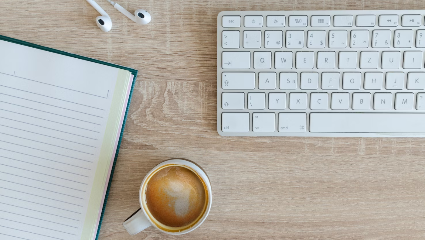 Coffee badging: Ποια είναι η συνήθεια που επηρεάζει τις επιχειρήσεις