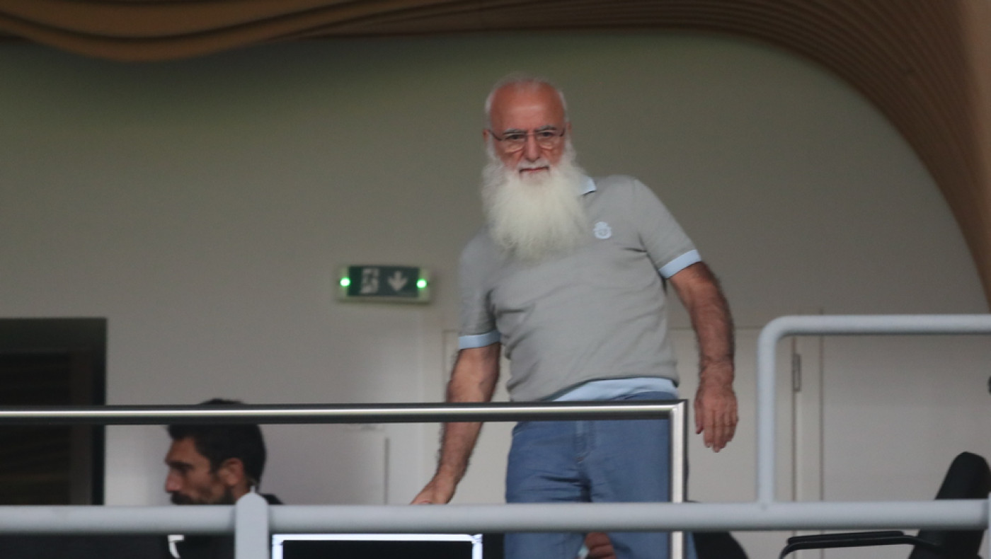 Το «ευχαριστώ» στον Ιβάν Σαββίδη για τη φιλοξενία των νταμπλούχων Ελλάδας