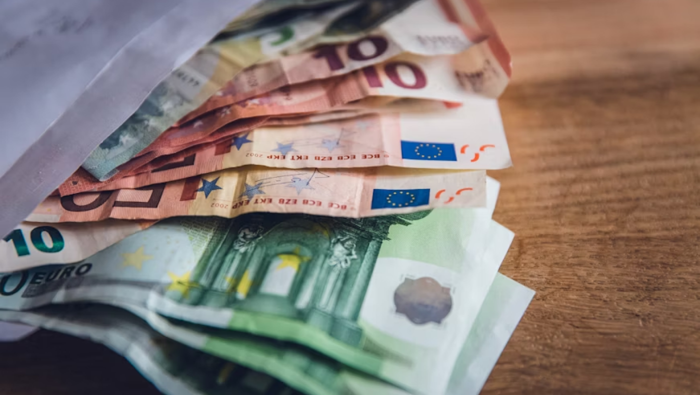Επίδομα 250 ευρώ: Οι δικαιούχοι και όσοι μένουν εκτός