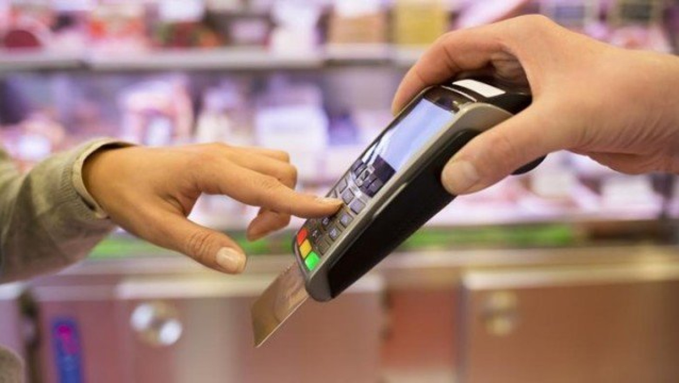 Έρχεται η απόφαση για το πλαστικό χρήμα - Ποιες δαπάνες θα εξαιρούνται