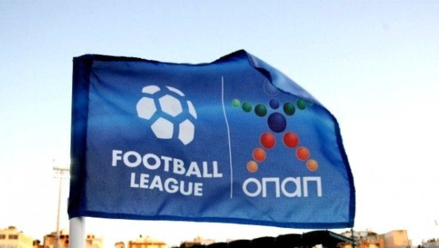 «Κανόνι» σε ομάδα της Φούτμπολ Λιγκ, αποσύρεται από το Πρωτάθλημα!