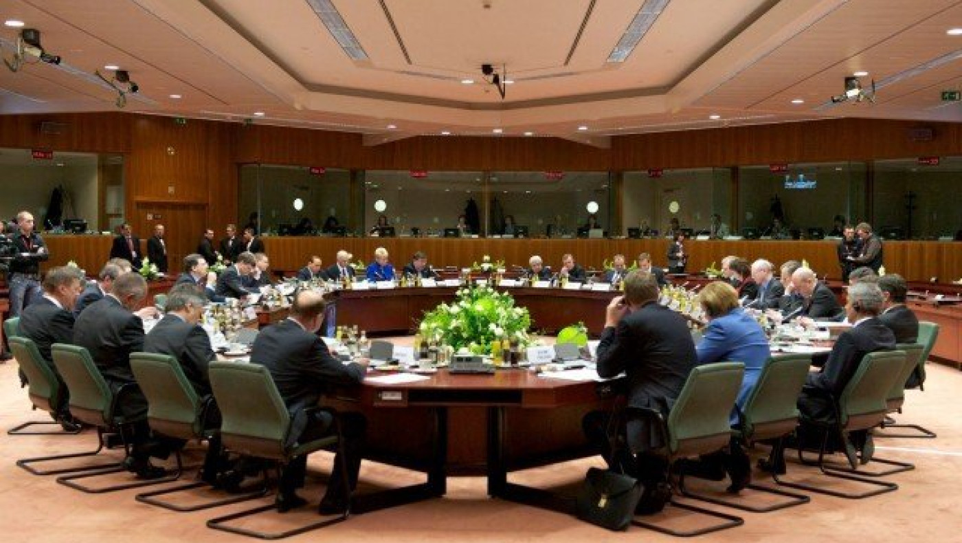 ΕΚΤΑΚΤΟ: Επιστρέφουν οι θεσμοί - «Ναι» της Αθήνας σε πρόσθετα μέτρα