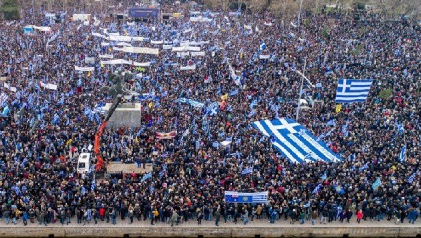 Ο λαός τους                            πήρε αμπάριζα!