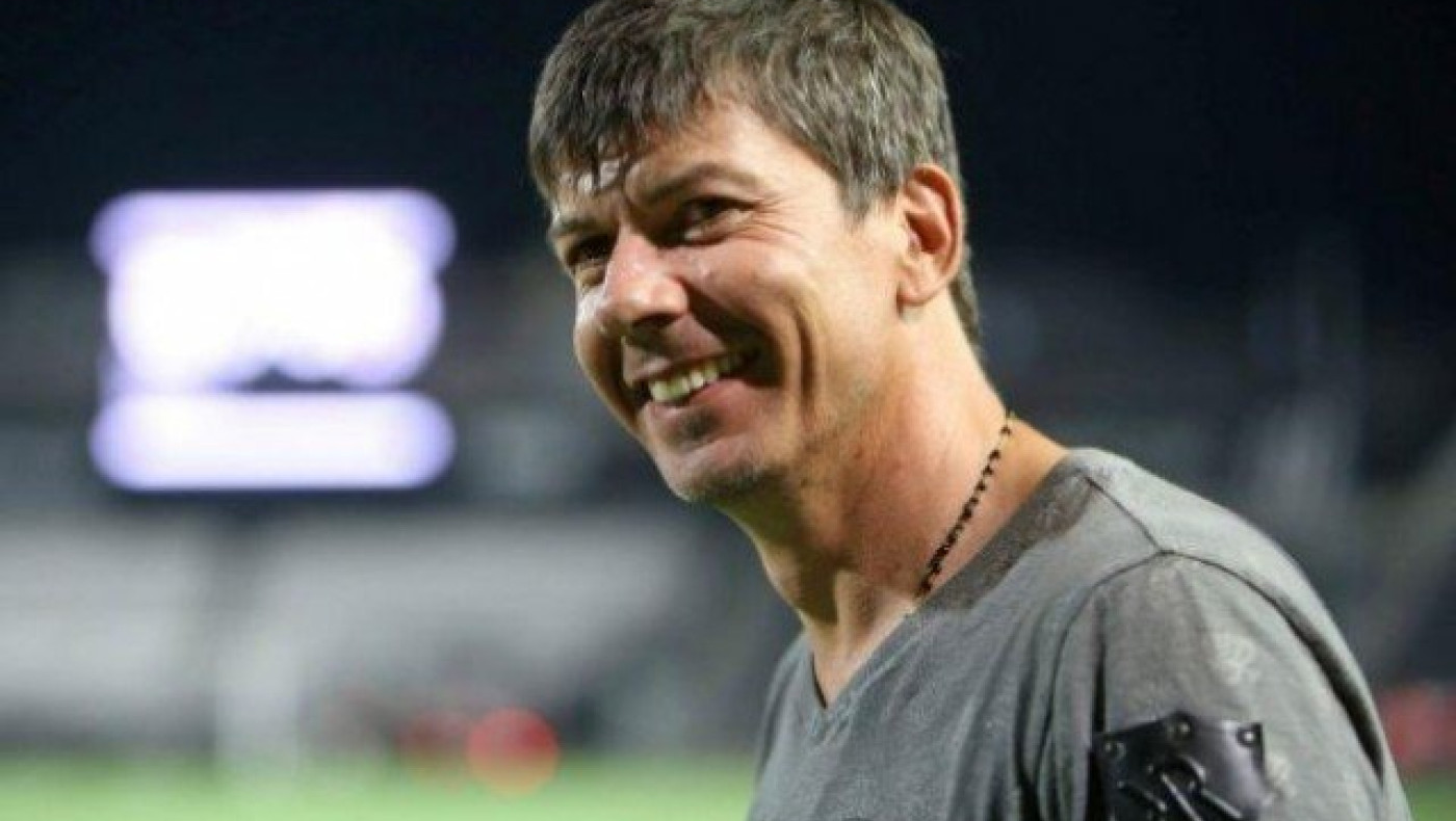 Σε... χωράφι τσιμπούσι Γκαρσία με τους συνεργάτες του! (VIDEO)
