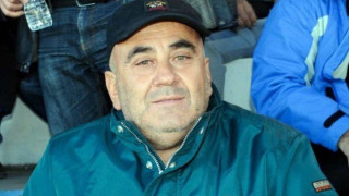 Στενά περιθώρια στη                                 Δόξα