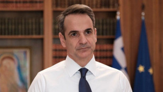 Νέο μήνυμα Μητσοτάκη: «Δε συνωστιζόμαστε, δε μετακινούμαστε, μένουμε σπίτι»
