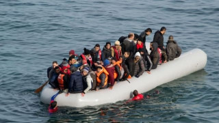 ΝΤΟΚΟΥΜΕΝΤΟ: Τούρκοι λιμενικοί χτυπούν πρόσφυγες