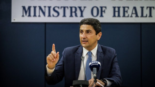 Ο Αυγενάκης απείλησε την ΑΕΚ με τιμωρία αλλά ξέχασε να τη συγχαρεί