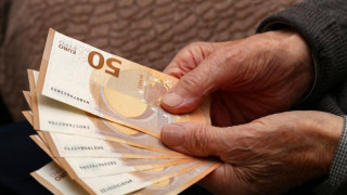 Συνταξιούχοι: Τα εννιά μέτρα στήριξης, από το market pass έως τις αυξήσεις