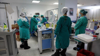 Σοκ στην Πέλλα: Νεκρός από κορωνοϊό γιατρός και η σύζυγός του