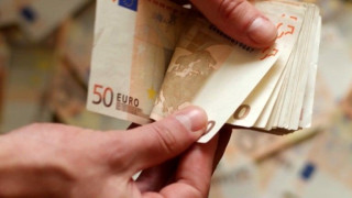 Δώρο Πάσχα: Πώς και πότε θα πληρωθεί στους εργαζόμενους σε αναστολή