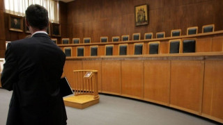 Επίδομα 400 ευρώ σε δικηγόρους και άλλους επιστήμονες -Οι επιλέξιμοι ΚΑΔ