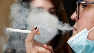 Είμαστε που είμαστε θεριακλήδες οι Ελληνες, με τα lockdown ξεφύγαμε εντελώς...