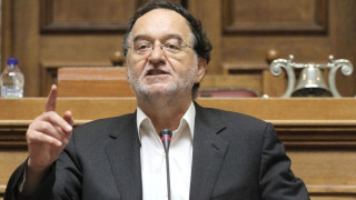 Λαφαζάνης: Τουλάχιστον ένας μισθός στους εργαζόμενους των Ναυπηγείων Σύρου