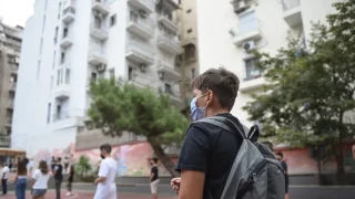 Το «κοκτέιλ ιώσεων» επηρεάζει το πρώτο κουδούνι των σχολείων- Τι θα πρέπει να προσέξουν οι γονείς