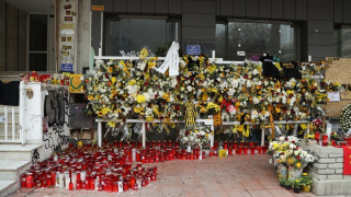 Συγκλόνισε η μητέρα του Άλκη: «Είμαι η μάνα, σηκώστε το κεφάλι»
