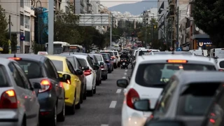 Ανατροπή για τα τέλη κυκλοφορίας: Τι αλλάζει – Με δύο τρόπους η πληρωμή
