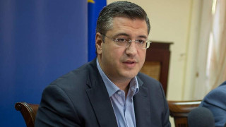 Τζιτζικώστας… πεινασμένος: «Έχω ένα παράπονο… Ένα κατσικάκι δεν ξηγηθήκατε»!
