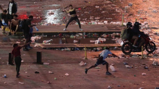 Χάος στο Μπουένος Άιρες: Συγκρούσεις με την αστυνομία και 31 τραυματίες