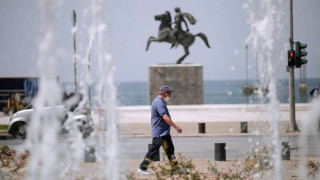Καιρός: «Πέφτει» ο υδράργυρος, επιμένουν τα «40άρια» - Έρχονται ισχυροί άνεμοι