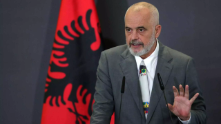 Ράμα: Ζήτησε την πλατεία Συντάγματος για... προεκλογική ομιλία
