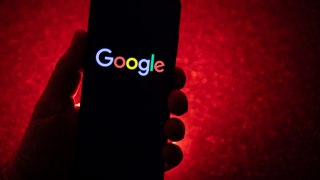 Πώς η Google καταγράφει αθόρυβα τις φωνές χρηστών