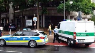 ΕΚΤΑΚΤΟ - Γερμανία: Συναγερμός στην Κολωνία από ένοπλο