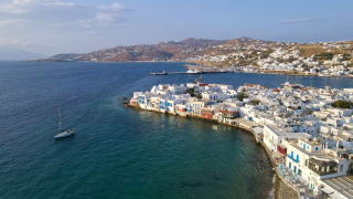 Μύκονος: Συνδέεται η υποχώρηση υδάτων με τον σεισμό στη Σαντορίνη;