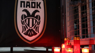 Η Τούμπα σε πένθος: Κεριά και λουλούδια για τους αδικοχαμένους φιλάθλους