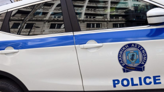 Οπαδική επίθεση στα Κουφάλια: Απειλούσαν κόσμο γιατί φορούσε μπλούζες με διακριτικά ομάδας