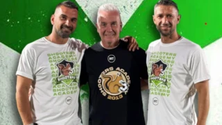 Mε Χάρη Γκόγκο οι Σκίουροι