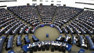 To Eυρωκοινοβούλιο ζητά την απελευθέρωση των Ελλήνων στρατιωτικών
